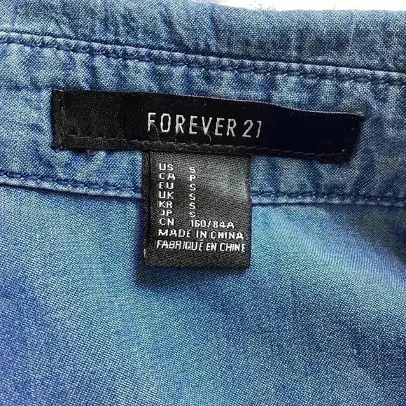 Forever 21 Denim rhinestone embellished collar Blouse Top , vest top Size Small - Picture 4 of 8